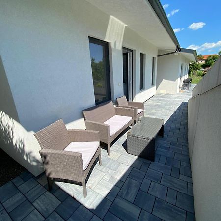 Giarmata Kevin&Jessica Rooms מראה חיצוני תמונה